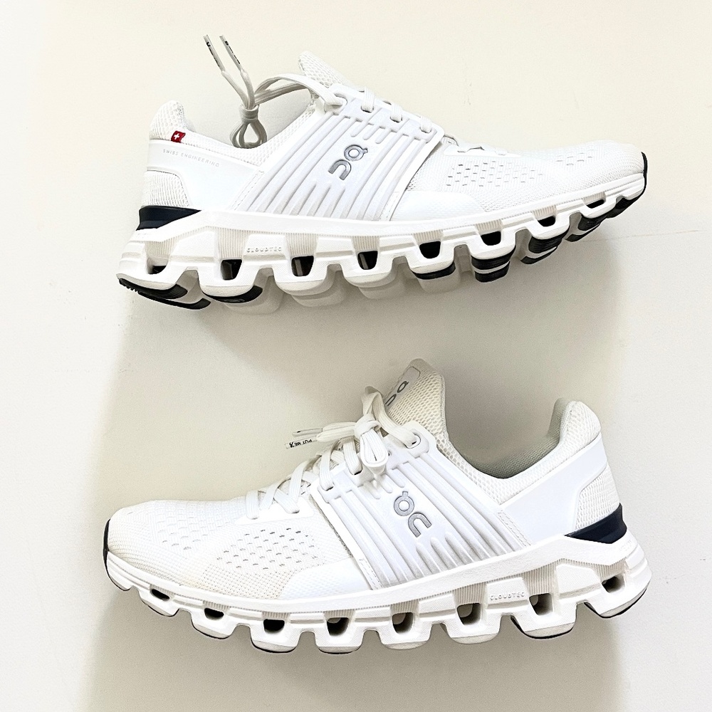 On Cloudswift Running Shoe Sneakers white sz 9